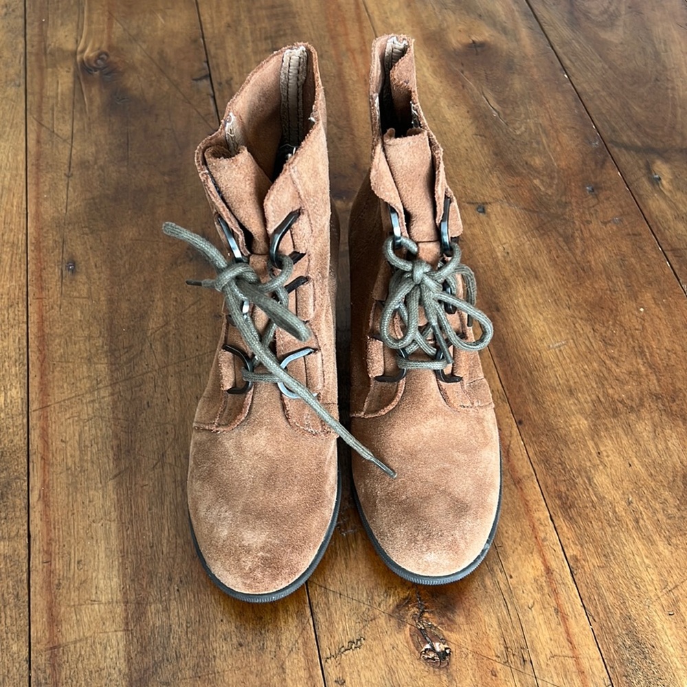 Girls Sorel boot Joan of Arctic II